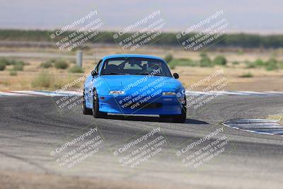 media/Sep-20-2025-Extreme Speed (Sat) [[1fcc23683c]]/Orange (Mid Intermediate)/Session 2 (Sunrise)/